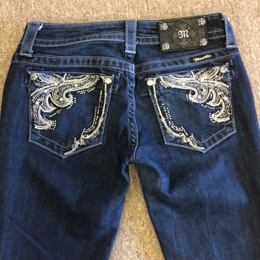 Miss Me size 26 capris. Like New condition